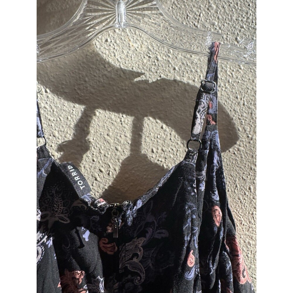 Torrid Paisley  Cami Spaghetti Straps Sz 2x - Picture 6 of 8